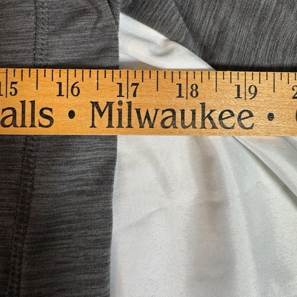 Iowa State Cyclones Colosseum Womens Hooded Pullover Long Sleeve Size Medium - Picture 12 of 16